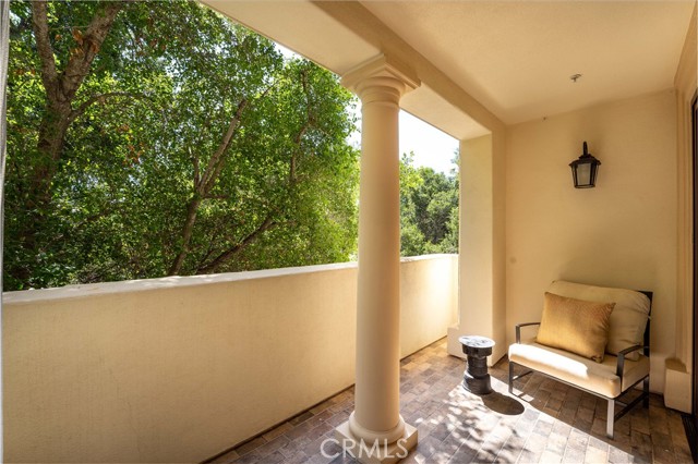 Detail Gallery Image 21 of 42 For 23500 Park Sorrento #D24,  Calabasas,  CA 91302 - 3 Beds | 3/1 Baths
