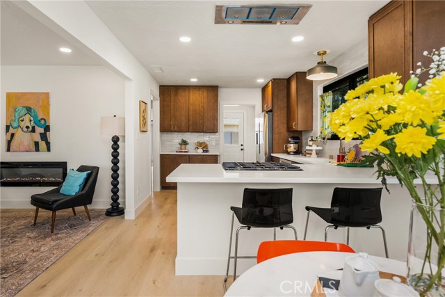 Image 21 of 69 For 1949 Chatwin Avenue