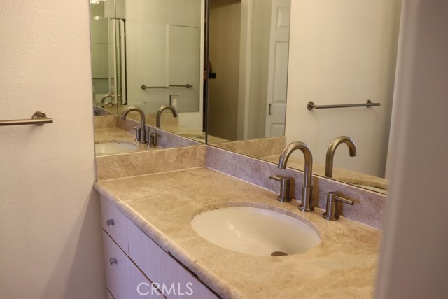 2385 Roscomare Road, Bel Air CA: https://media.crmls.org/medias/200065aa-2dff-4c0c-b773-1f339c682b71.jpg
