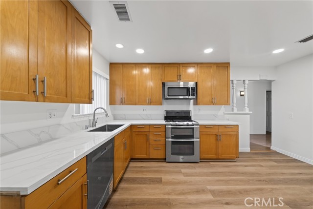 Detail Gallery Image 7 of 43 For 4201 Franklin, Fullerton,  CA 92833 - 4 Beds | 2 Baths