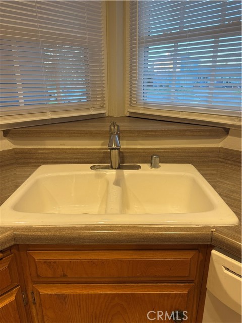 Detail Gallery Image 9 of 49 For 6512 Oxford Dr, Huntington Beach,  CA 92647 - 3 Beds | 2 Baths