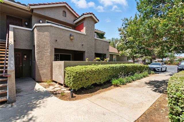 200 E Alessandro Boulevard, Riverside CA: https://media.crmls.org/medias/20011218-e078-4276-9eb4-045972c7ed42.jpg