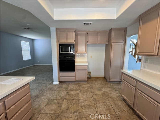 Detail Gallery Image 30 of 30 For 13208 Berkeley Ln, Victorville,  CA 92392 - 4 Beds | 2/1 Baths