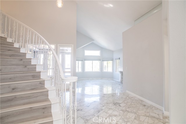 Detail Gallery Image 3 of 45 For 24825 Alexandra Ct, Calabasas,  CA 91302 - 5 Beds | 4/1 Baths