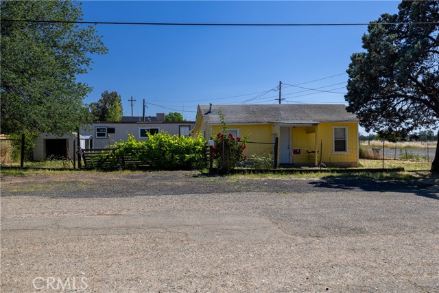 Detail Gallery Image 2 of 15 For 4801 4805 Baggett Marysville Rd, Oroville,  CA 95966 - 5 Beds | 2/1 Baths