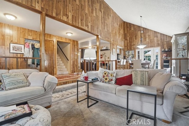 Detail Gallery Image 6 of 68 For 31051 Wild Oak, Running Springs,  CA 92382 - 3 Beds | 2/1 Baths