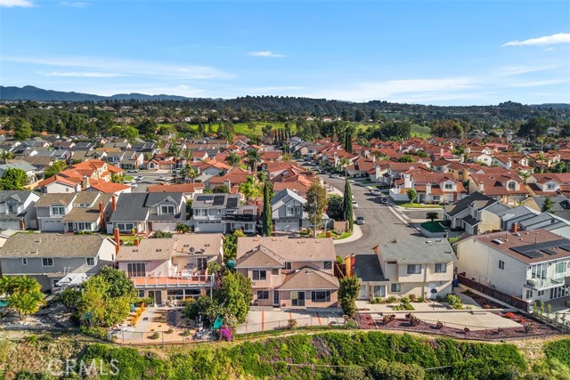 Detail Gallery Image 32 of 35 For 21401 Stonehaven, Lake Forest,  CA 92630 - 4 Beds | 2/1 Baths