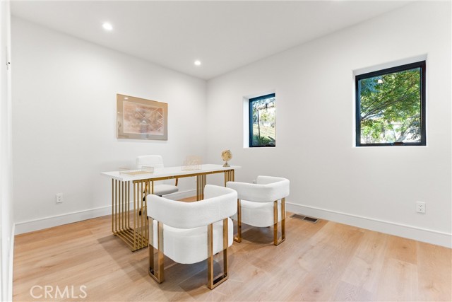 Detail Gallery Image 18 of 28 For 615 Etta St, Los Angeles,  CA 90065 - 3 Beds | 2/1 Baths