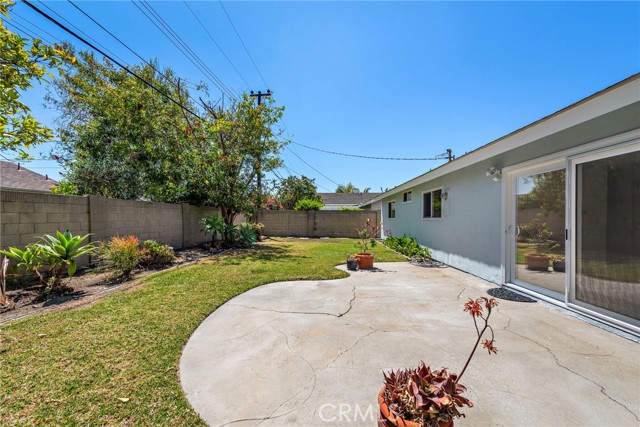 Detail Gallery Image 29 of 32 For 5852 Raphael Dr, Huntington Beach,  CA 92649 - 4 Beds | 2 Baths