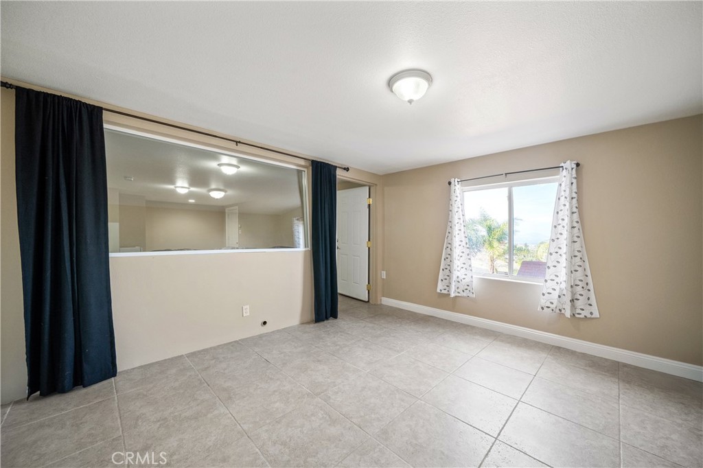 MLS #OC25046910 img 37