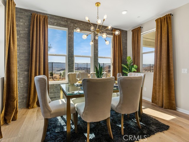 Detail Gallery Image 23 of 40 For 28905 Saddle Cir, Castaic,  CA 91384 - 3 Beds | 2/1 Baths