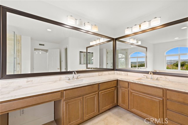 Detail Gallery Image 26 of 46 For 27761 Blossom Hill, Laguna Niguel,  CA 92677 - 5 Beds | 3 Baths