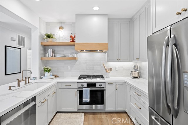 16 Kelfield, Ladera Ranch CA: https://media.crmls.org/medias/20066ee3-b304-467b-bc4f-cc1c9ace3aae.jpg