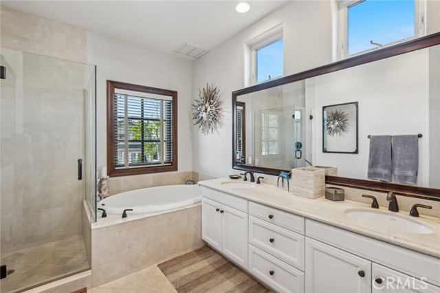 Detail Gallery Image 18 of 29 For 610 Marigold Ave, Corona Del Mar,  CA 92625 - 3 Beds | 3/1 Baths