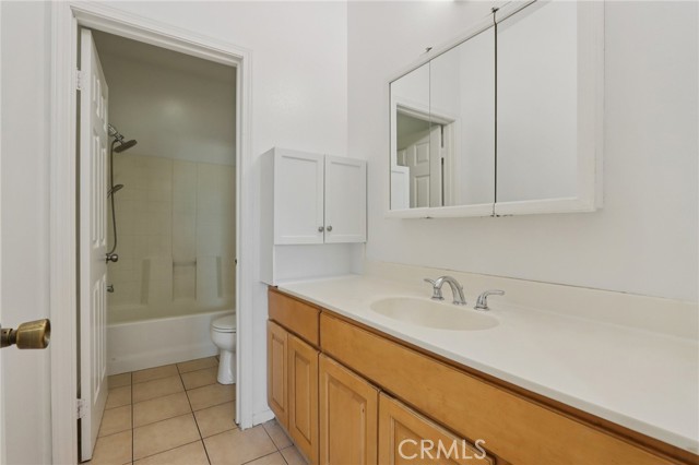 Detail Gallery Image 14 of 24 For 548 Bloomington Ave, Rialto,  CA 92376 - 4 Beds | 3 Baths