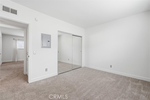 1747 Barry Avenue, Los Angeles CA: https://media.crmls.org/medias/200aae09-8568-4c1c-91cb-ab3adab4df63.jpg
