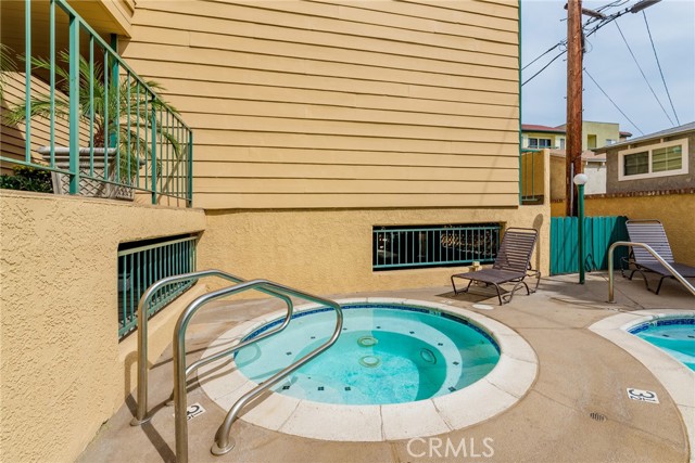 Detail Gallery Image 30 of 33 For 350 W Loraine St #101,  Glendale,  CA 91202 - 2 Beds | 2 Baths