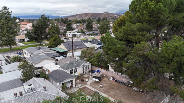 Detail Gallery Image 1 of 5 For 2470 Genevieve St, San Bernardino,  CA 92405 - 3 Beds | 1/1 Baths