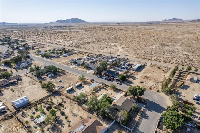 41125 179th E Street, Lancaster CA: https://media.crmls.org/medias/200c10d1-badd-49bb-8232-a717a22be0e9.jpg