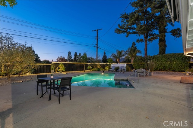 16267 Barneston Street, Granada Hills CA: https://media.crmls.org/medias/200c48ae-f3e5-496e-bb44-37daab329c57.jpg
