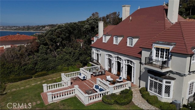 605 Paseo Del Mar, Palos Verdes Estates CA: https://media.crmls.org/medias/200c5e6f-7317-462e-b56a-c8a3c97335af.jpg