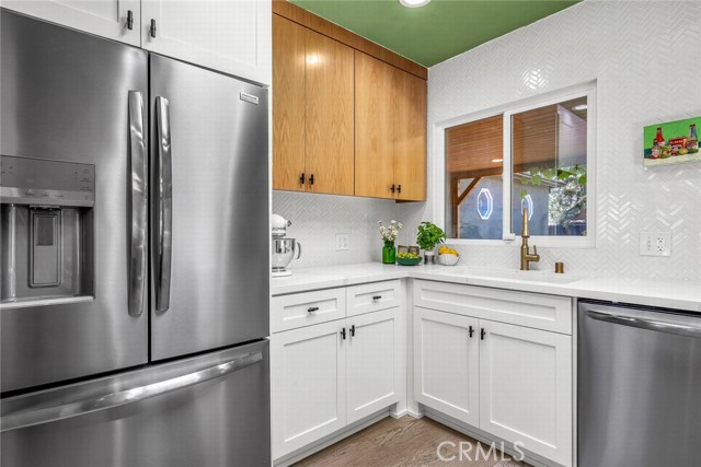 Detail Gallery Image 16 of 44 For 7451 Midfield Ave, Los Angeles,  CA 90045 - 3 Beds | 2 Baths