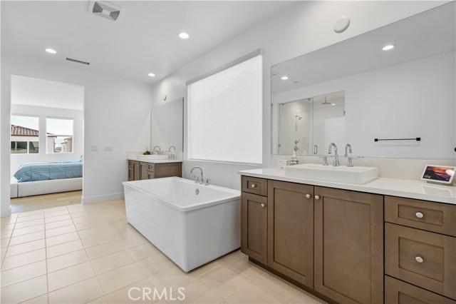 Image 32 of 68 For 24152 West Corte Ala