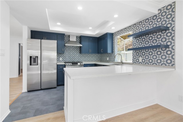 Detail Gallery Image 8 of 26 For 1933 Voorhees Ave a,  Redondo Beach,  CA 90278 - 4 Beds | 3 Baths