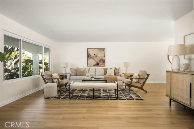 Detail Gallery Image 9 of 46 For 25232 Earhart, Laguna Hills,  CA 92653 - 4 Beds | 3 Baths