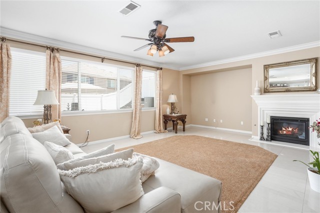 15850 Twin Lakes Dr, Moreno Valley CA: https://media.crmls.org/medias/200d2cc3-ff1b-40c8-bda4-7d8cfed78752.jpg