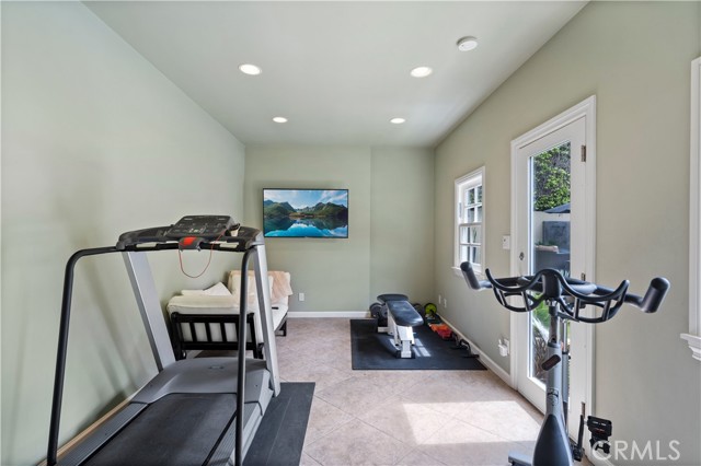 Detail Gallery Image 21 of 22 For 474 S Camden Dr, Beverly Hills,  CA 90212 - 4 Beds | 3/1 Baths