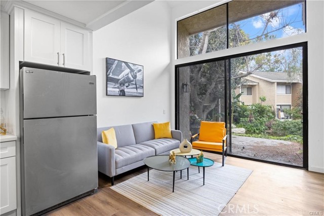163 Pineview, Irvine CA: https://media.crmls.org/medias/200e1822-9d3f-4162-ac45-0f6a2b715428.jpg