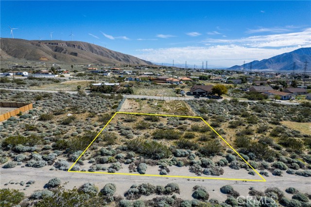 Detail Gallery Image 2 of 10 For 2 Hyacinth, Whitewater,  CA 92284 - – Beds | – Baths