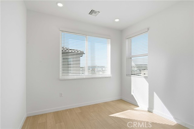 Detail Gallery Image 28 of 29 For 9329 via Azul, Pico Rivera,  CA 90660 - 3 Beds | 3 Baths