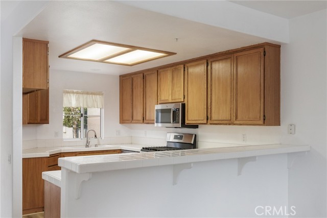 Detail Gallery Image 6 of 21 For 1255 Chaparral Cir, San Luis Obispo,  CA 93401 - 2 Beds | 2/1 Baths