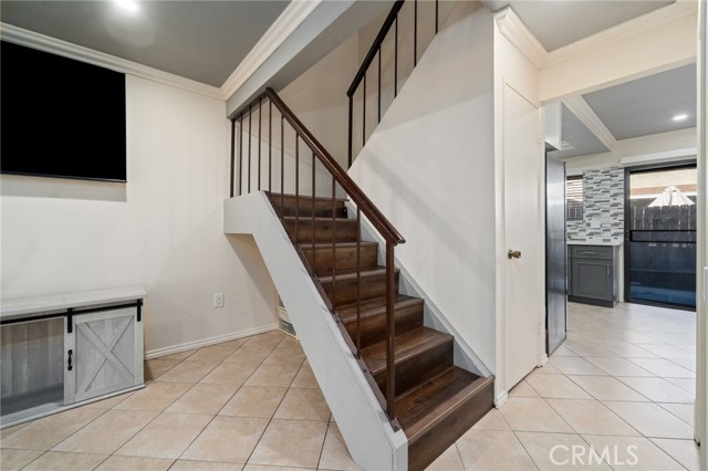 Detail Gallery Image 11 of 24 For 2443 Deodar St #2,  Santa Ana,  CA 92705 - 2 Beds | 1/1 Baths