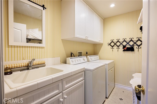 Detail Gallery Image 17 of 29 For 20935 Cabrillo Ln #48,  Huntington Beach,  CA 92646 - 4 Beds | 2/1 Baths