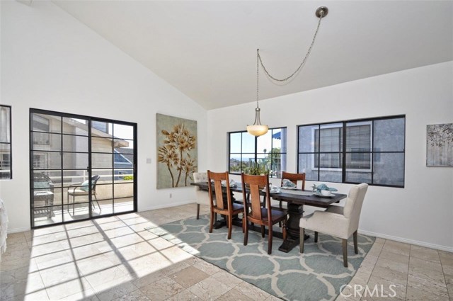 109 Guadalupe Avenue, Redondo Beach, California 90277, 4 Bedrooms Bedrooms, ,2 BathroomsBathrooms,Residential,Sold,Guadalupe,PV17120512