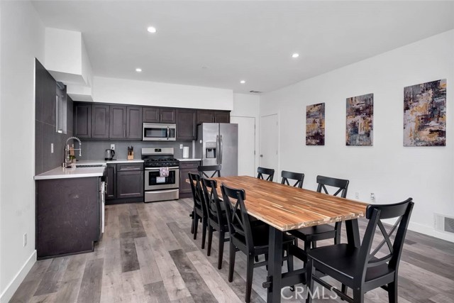 Detail Gallery Image 10 of 27 For 1342 N Kenmore, Los Angeles,  CA 90027 - 3 Beds | 3/1 Baths