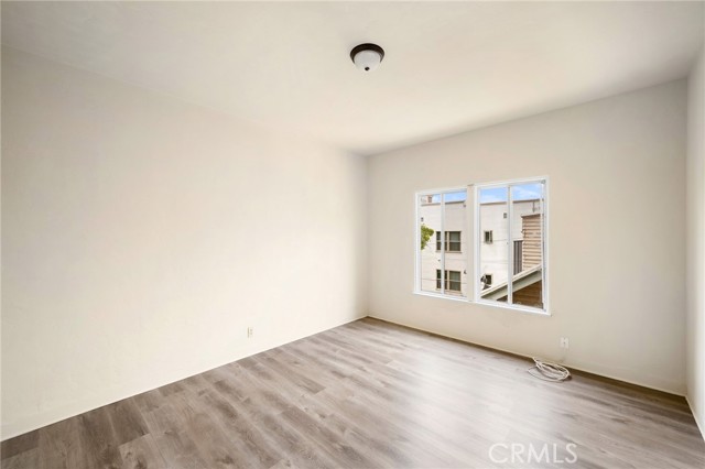 Detail Gallery Image 10 of 17 For 200 E Lomita Ave #5,  Glendale,  CA 91204 - 1 Beds | 1 Baths