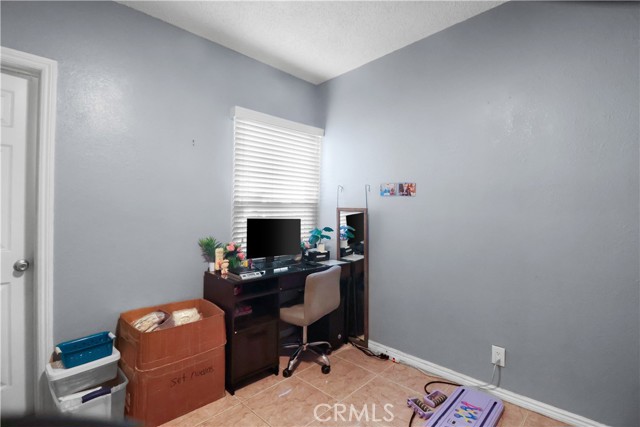 Detail Gallery Image 15 of 20 For 1718 W 166th St, Compton,  CA 90220 - 4 Beds | 2 Baths