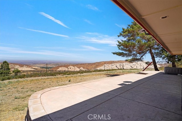 27811 Jubilee Run Road, Pearblossom CA: https://media.crmls.org/medias/2011fcac-017d-4d95-8a33-d2a066c9af99.jpg
