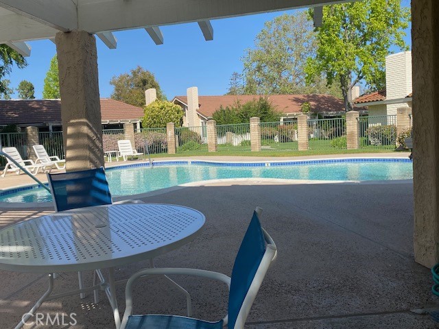 Detail Gallery Image 6 of 13 For 2114 Crespi Ln, Westlake Village,  CA 91361 - 2 Beds | 2 Baths