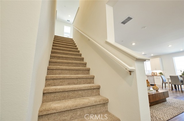 Detail Gallery Image 17 of 55 For 16554 Stone Pine Ln, Fontana,  CA 92336 - 3 Beds | 2/1 Baths
