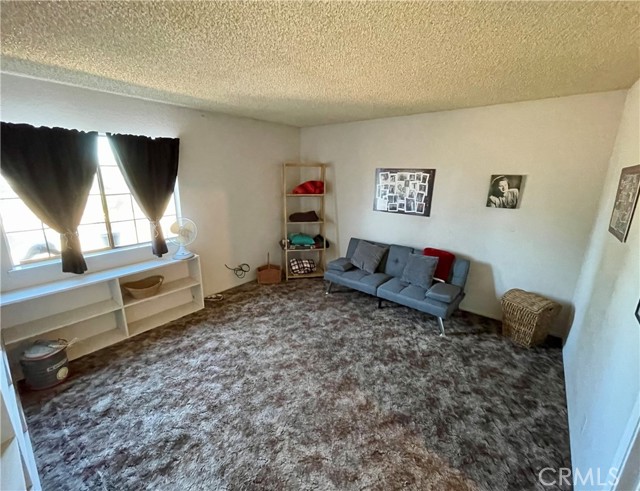 14609 Olivera Road, Victorville CA: https://media.crmls.org/medias/2013b522-3d7e-4c4e-88ee-1669a459eaea.jpg