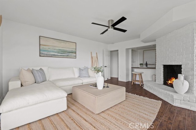 Detail Gallery Image 17 of 61 For 5160 Medina Rd, Woodland Hills,  CA 91364 - 3 Beds | 2/1 Baths