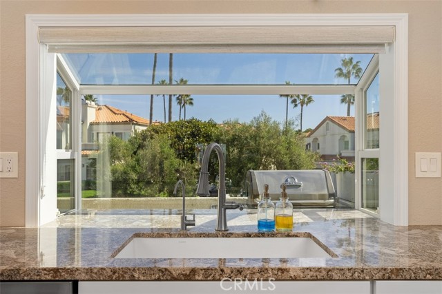 Detail Gallery Image 16 of 32 For 65 Centre Court, Dana Point,  CA 92629 - 2 Beds | 2 Baths