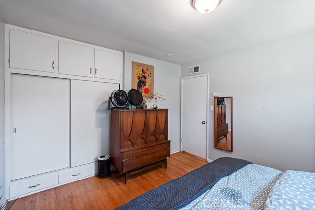 1105 W Highland Avenue, Redlands CA: https://media.crmls.org/medias/20141ddc-eb3f-4049-af68-bbb33f6bacb0.jpg