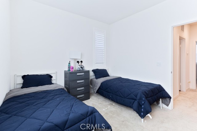 16040 Jamie Lane, Fontana CA: https://media.crmls.org/medias/20152c45-a136-4693-b643-3603dcff0c81.jpg