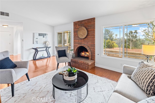 Detail Gallery Image 18 of 47 For 28092 Calle Casal, Mission Viejo,  CA 92692 - 2 Beds | 2 Baths